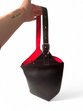 MDBM Leather Handmade “Cholet” Two-Tone Bucket Bag